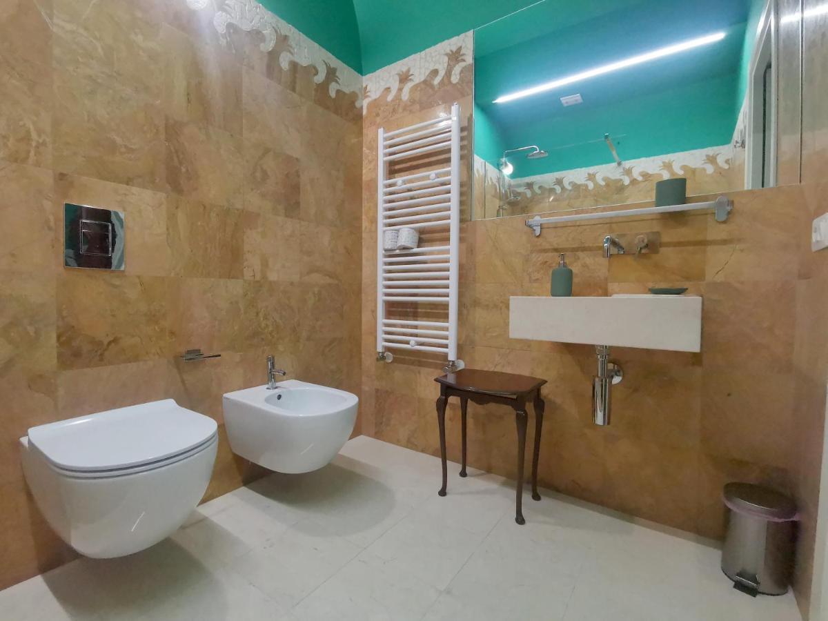 Speciale Tarshito Guesthouse Bari Exterior photo