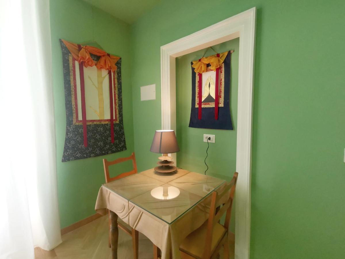 Speciale Tarshito Guesthouse Bari Exterior photo